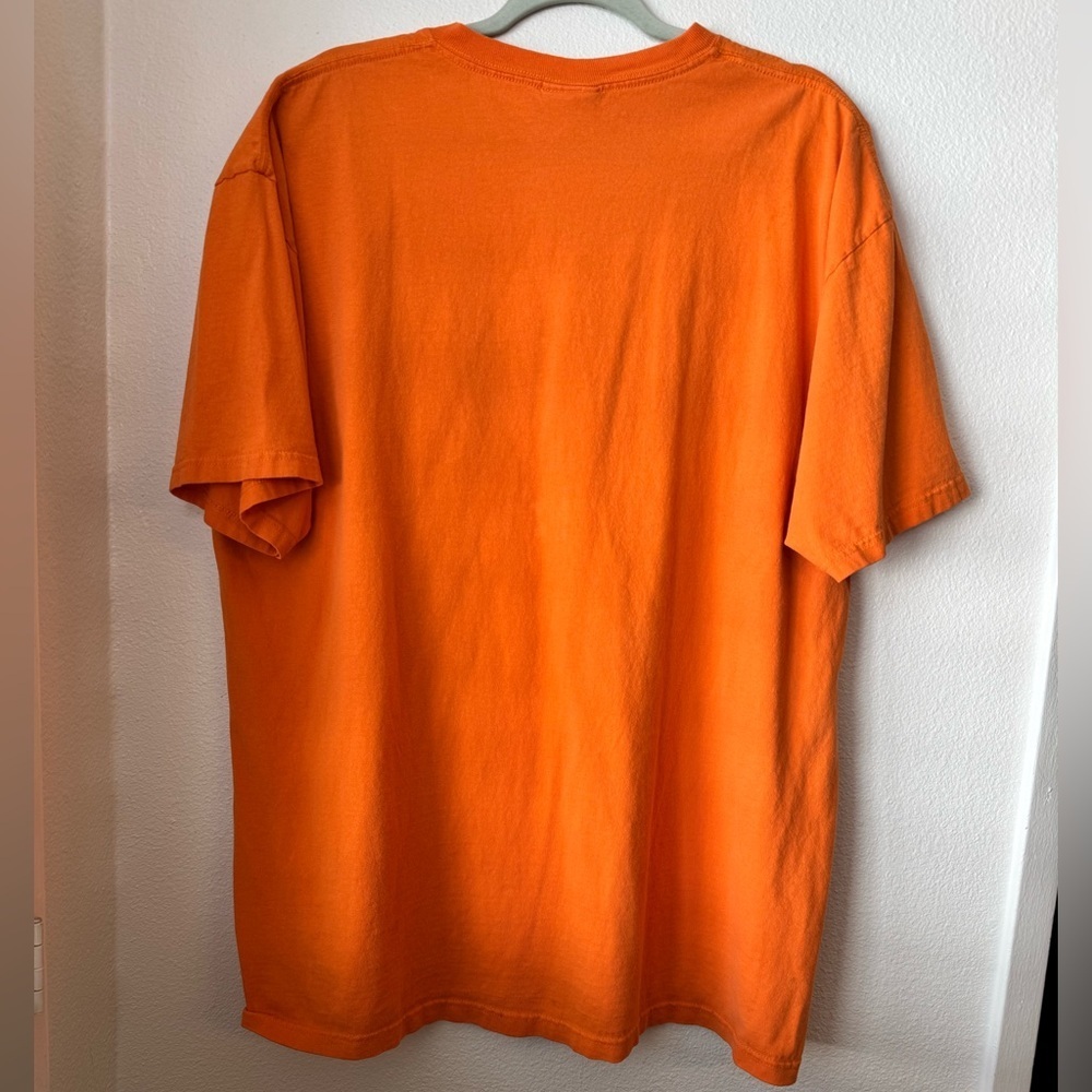 Vintage Disney’s Tigger Orange T-Shirt - Picture 5 of 5